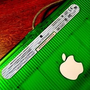 Vintage Apple USB keyboard